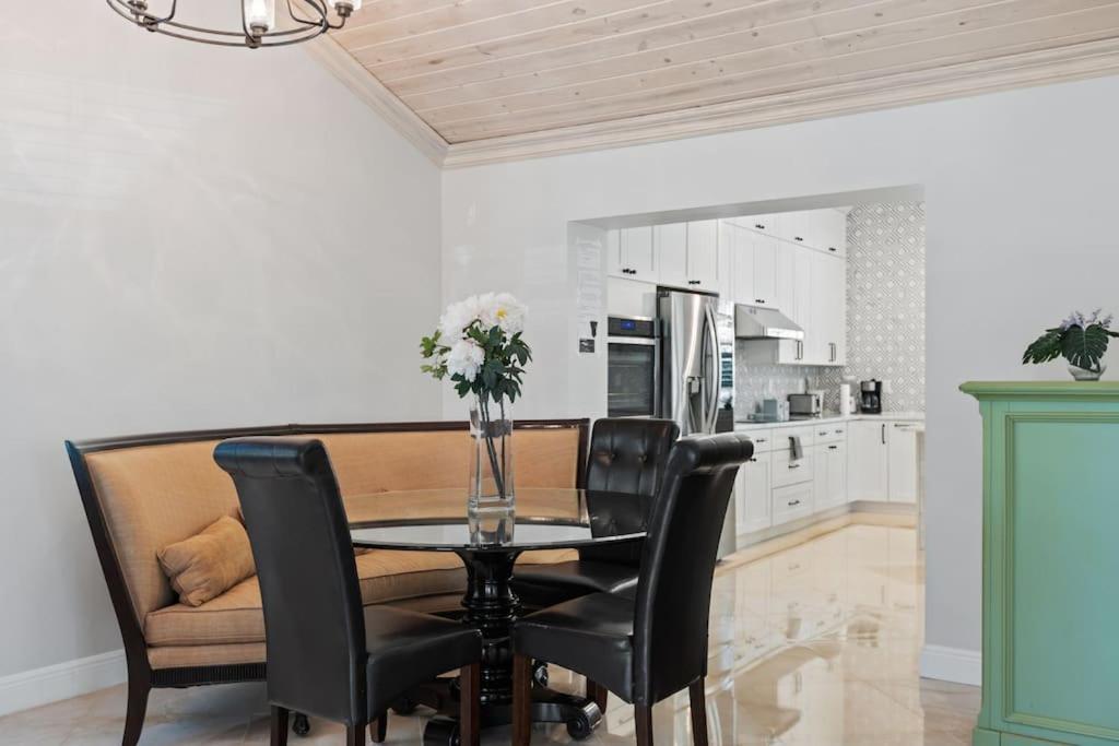 Las Olas Villa With Heated Salt Water Pool Fort Lauderdale Eksteriør bilde